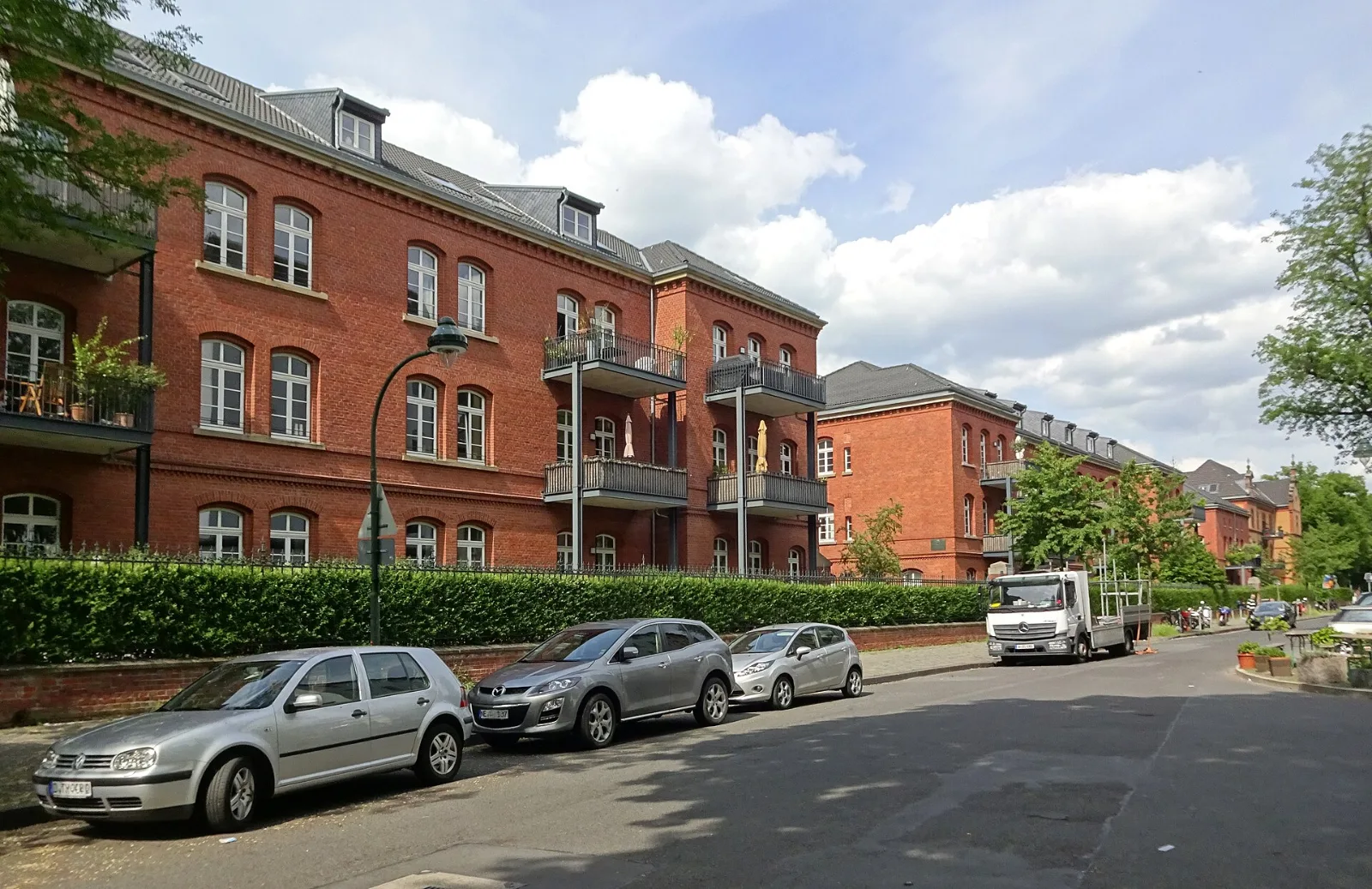 – Düsseldorf-Derendorf