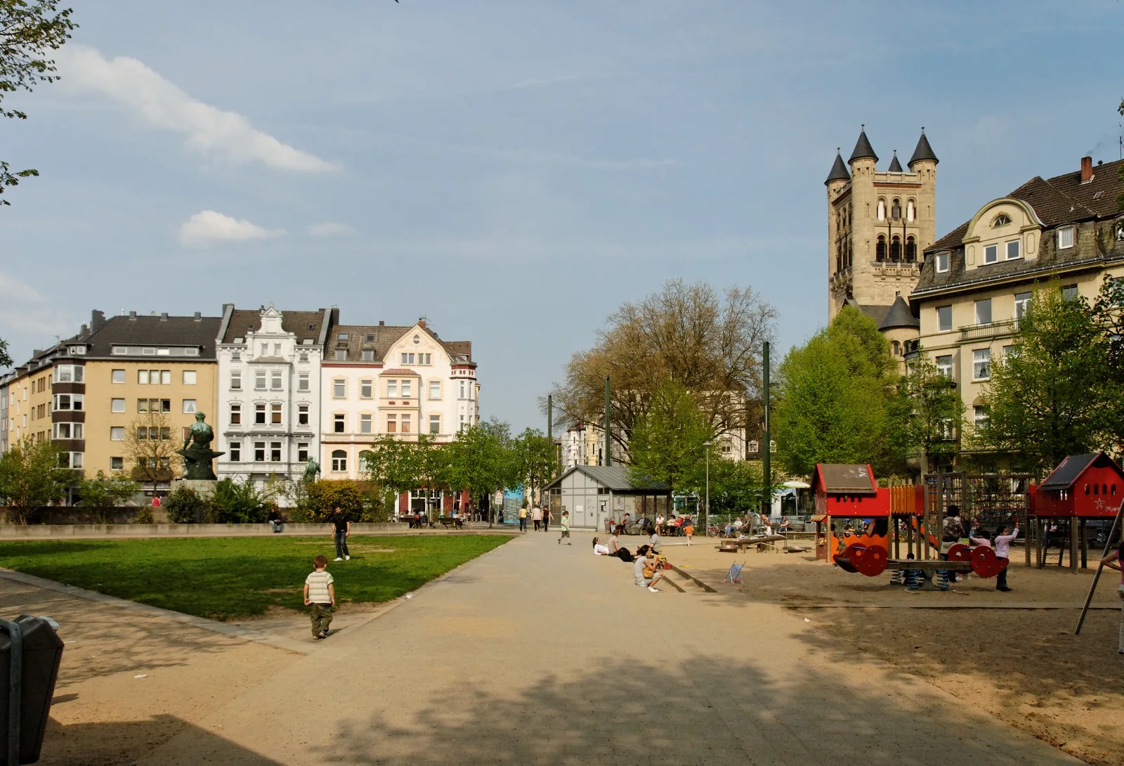 – Düsseldorf-Friedrichstadt