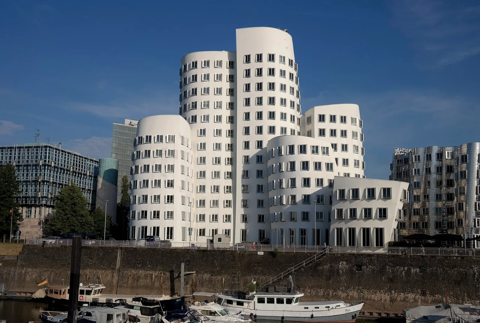  – Düsseldorf-Hafen
