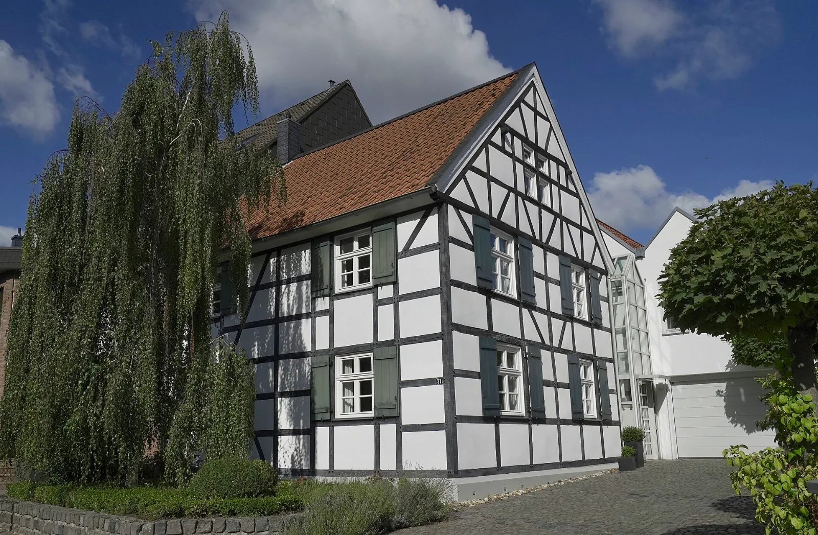 Fachwerkhaus Drängenburger Straße 31 (Baudenkmal) – Düsseldorf-Urdenbach