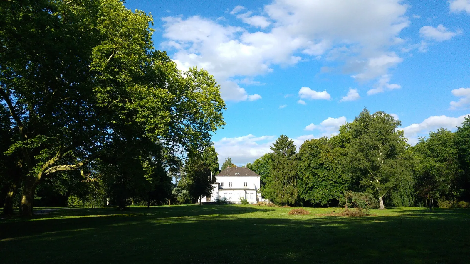 Herrenhaus Lantz im Lantz’schen Park – Düsseldorf-Lohausen